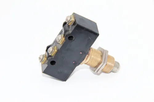 МП1104 ЛУХЛ3 микропереключатель